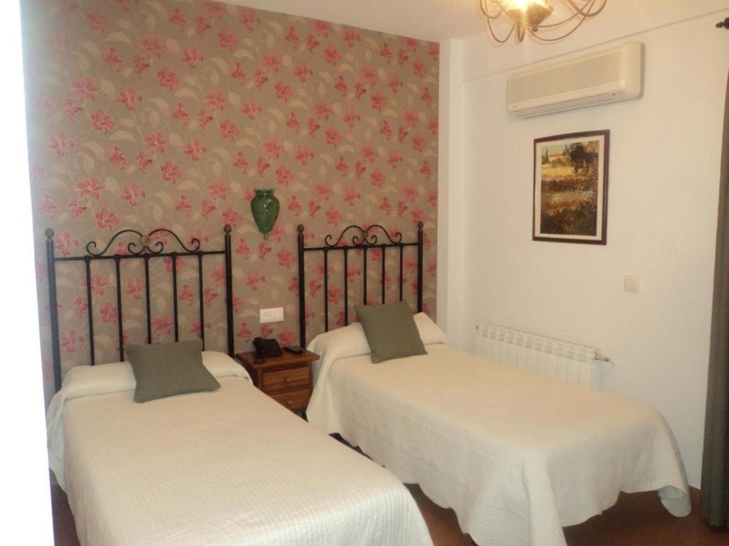 Hotel San Julian Burunchel Rum bild