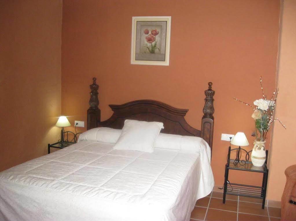 Hotel San Julian Burunchel Exteriör bild